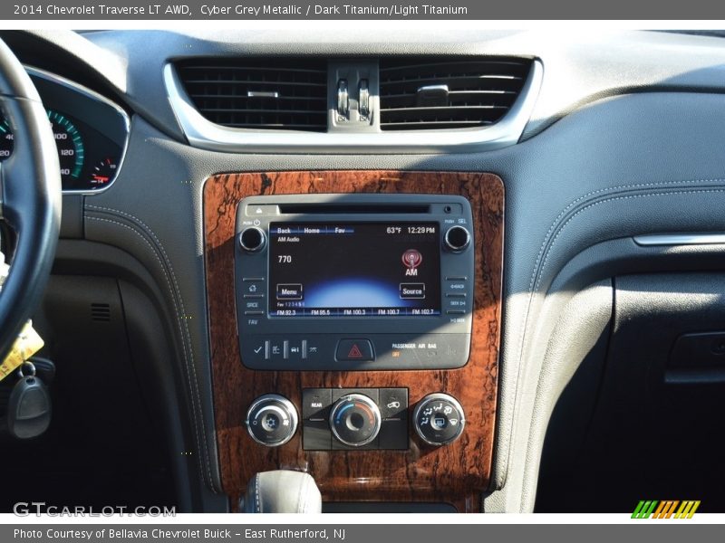 Cyber Grey Metallic / Dark Titanium/Light Titanium 2014 Chevrolet Traverse LT AWD