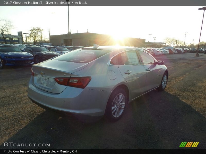 Silver Ice Metallic / Jet Black 2017 Chevrolet Malibu LT