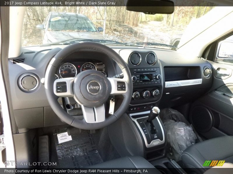 Bright White / Dark Slate Gray 2017 Jeep Compass Latitude 4x4