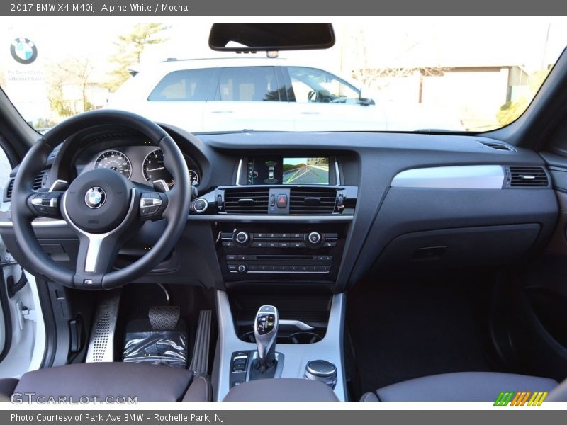 Alpine White / Mocha 2017 BMW X4 M40i
