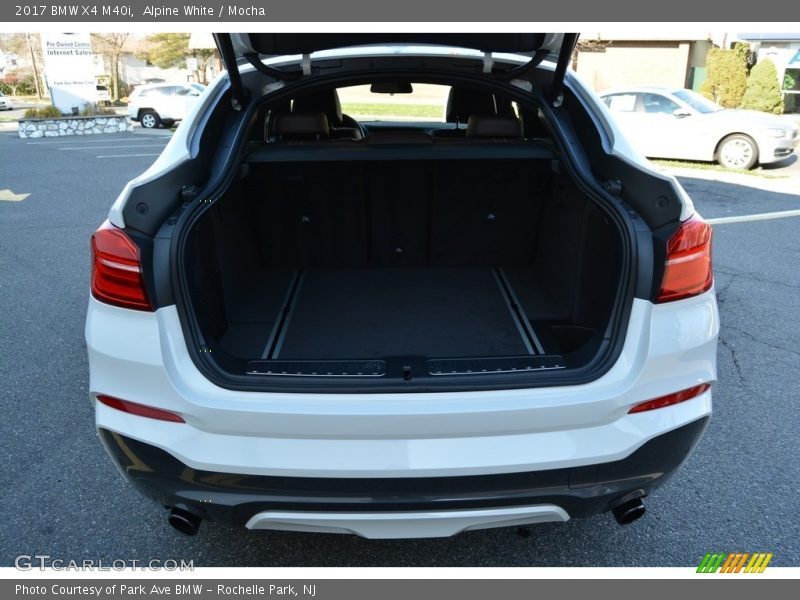 Alpine White / Mocha 2017 BMW X4 M40i
