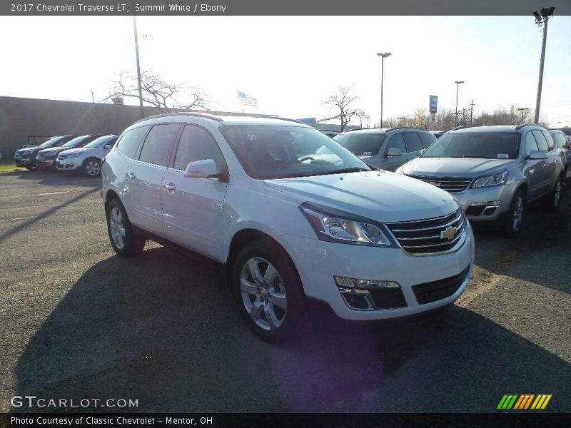 Summit White / Ebony 2017 Chevrolet Traverse LT