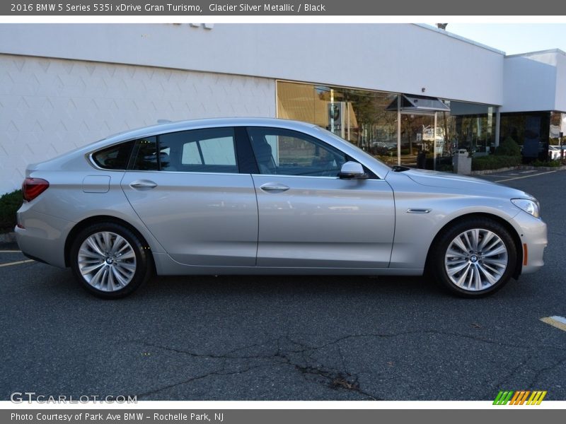 Glacier Silver Metallic / Black 2016 BMW 5 Series 535i xDrive Gran Turismo