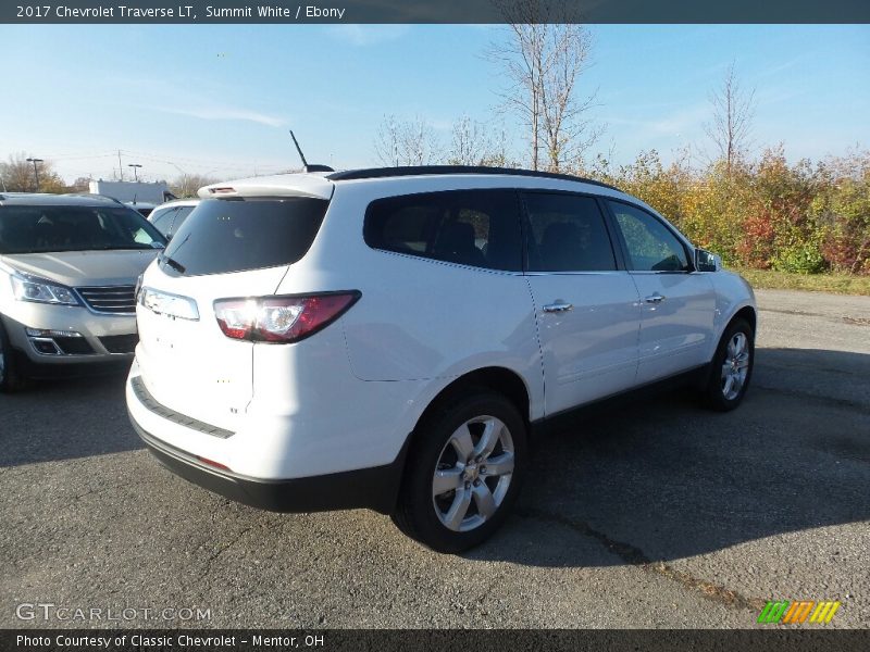 Summit White / Ebony 2017 Chevrolet Traverse LT