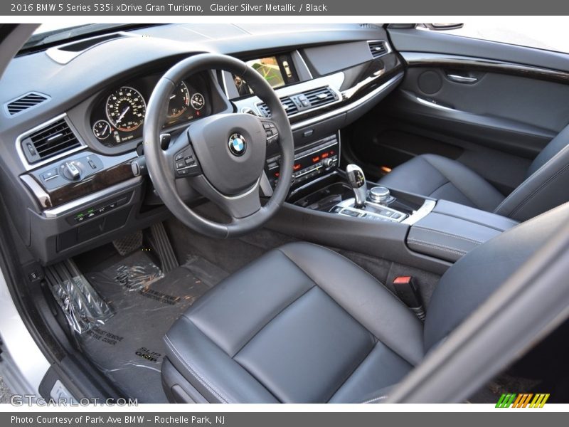 Glacier Silver Metallic / Black 2016 BMW 5 Series 535i xDrive Gran Turismo