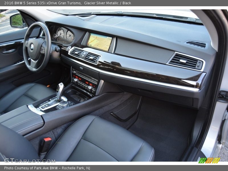 Glacier Silver Metallic / Black 2016 BMW 5 Series 535i xDrive Gran Turismo