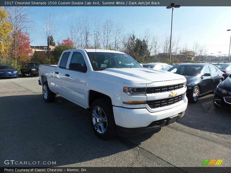 Summit White / Dark Ash/Jet Black 2017 Chevrolet Silverado 1500 Custom Double Cab 4x4