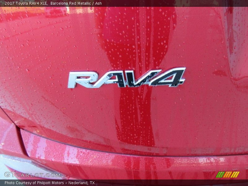  2017 RAV4 XLE Logo