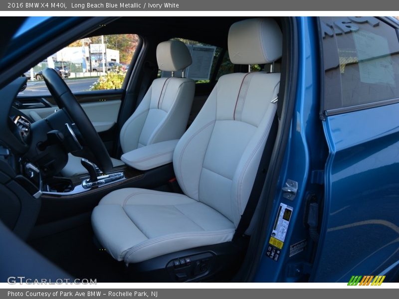 Front Seat of 2016 X4 M40i