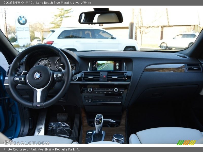 Dashboard of 2016 X4 M40i