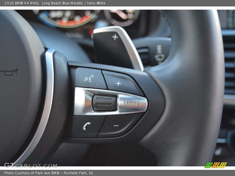 Controls of 2016 X4 M40i