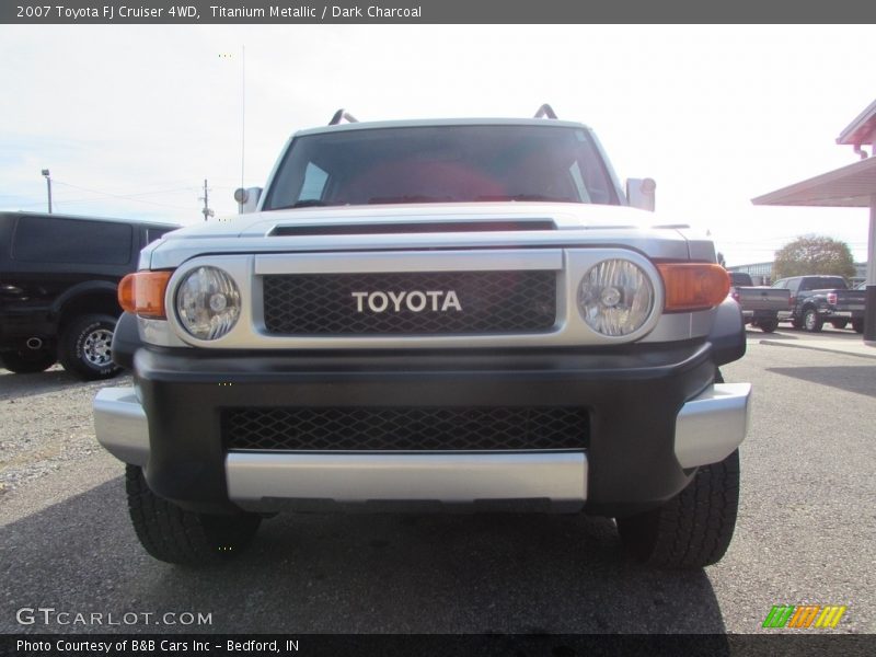 Titanium Metallic / Dark Charcoal 2007 Toyota FJ Cruiser 4WD