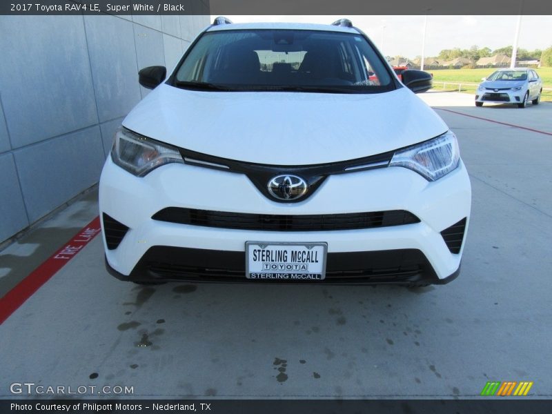 Super White / Black 2017 Toyota RAV4 LE