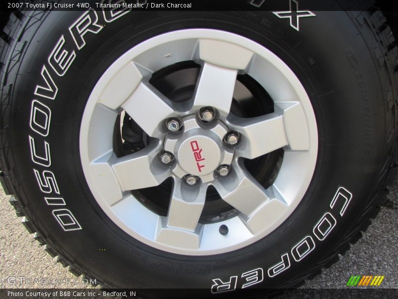 Titanium Metallic / Dark Charcoal 2007 Toyota FJ Cruiser 4WD