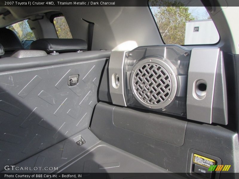 Titanium Metallic / Dark Charcoal 2007 Toyota FJ Cruiser 4WD