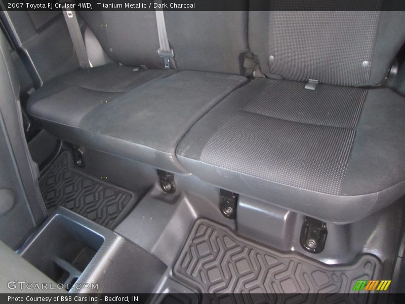 Titanium Metallic / Dark Charcoal 2007 Toyota FJ Cruiser 4WD