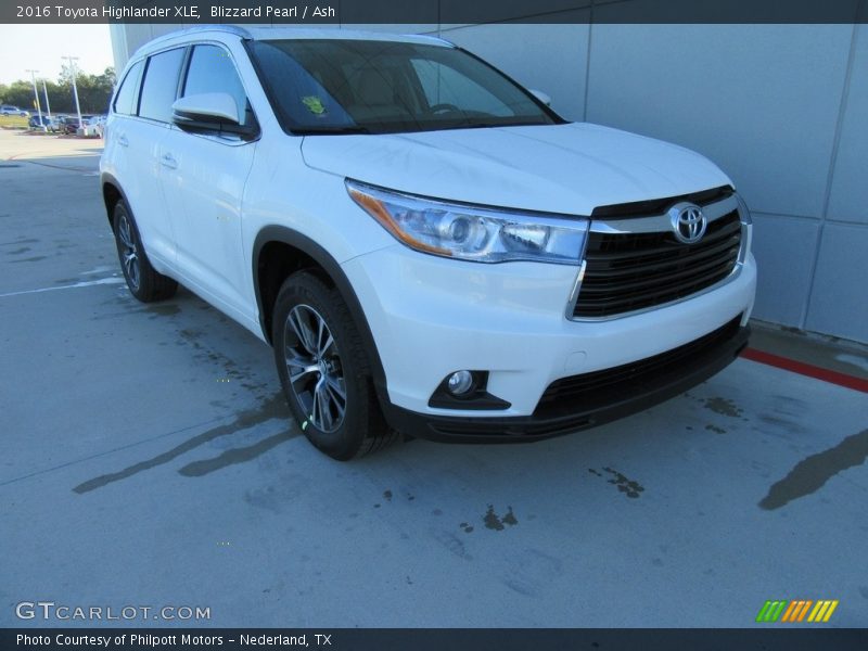 Blizzard Pearl / Ash 2016 Toyota Highlander XLE