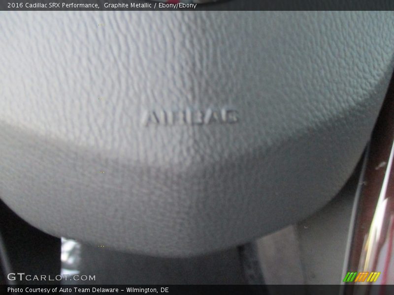 Graphite Metallic / Ebony/Ebony 2016 Cadillac SRX Performance