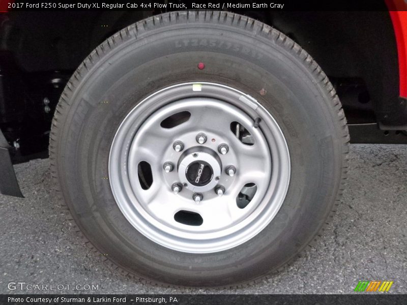  2017 F250 Super Duty XL Regular Cab 4x4 Plow Truck Wheel