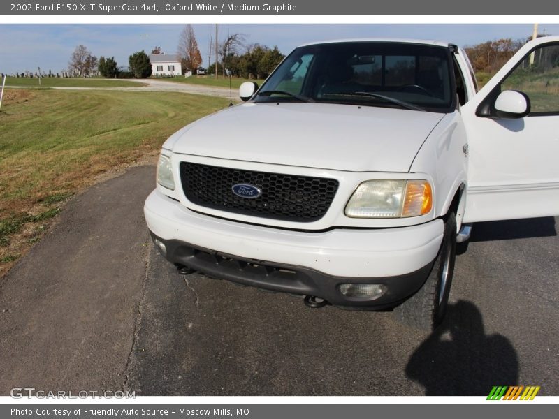 Oxford White / Medium Graphite 2002 Ford F150 XLT SuperCab 4x4