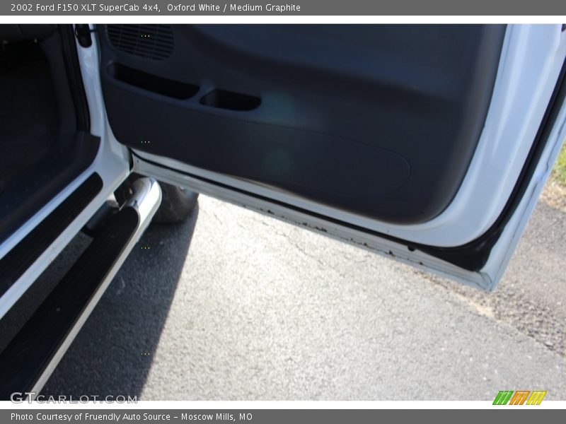 Oxford White / Medium Graphite 2002 Ford F150 XLT SuperCab 4x4