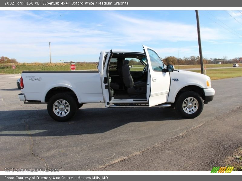 Oxford White / Medium Graphite 2002 Ford F150 XLT SuperCab 4x4