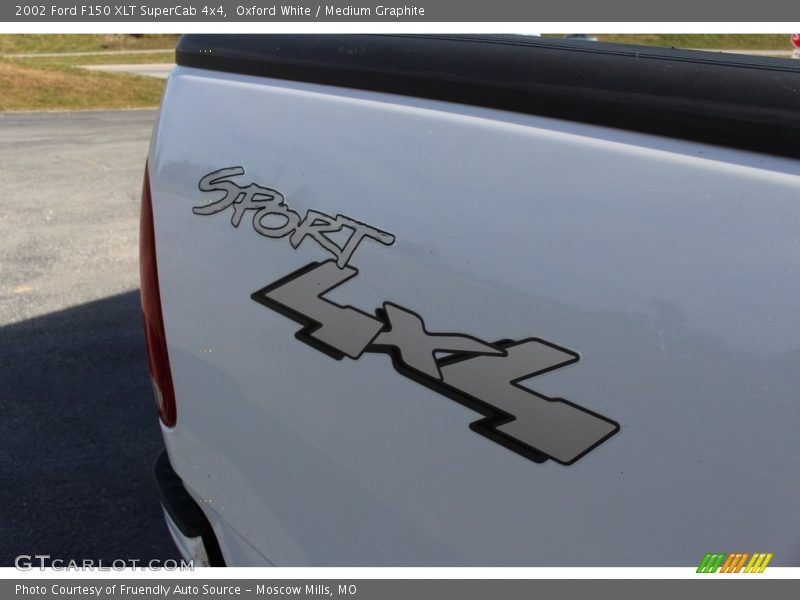 Oxford White / Medium Graphite 2002 Ford F150 XLT SuperCab 4x4