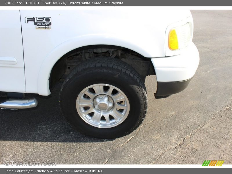 Oxford White / Medium Graphite 2002 Ford F150 XLT SuperCab 4x4