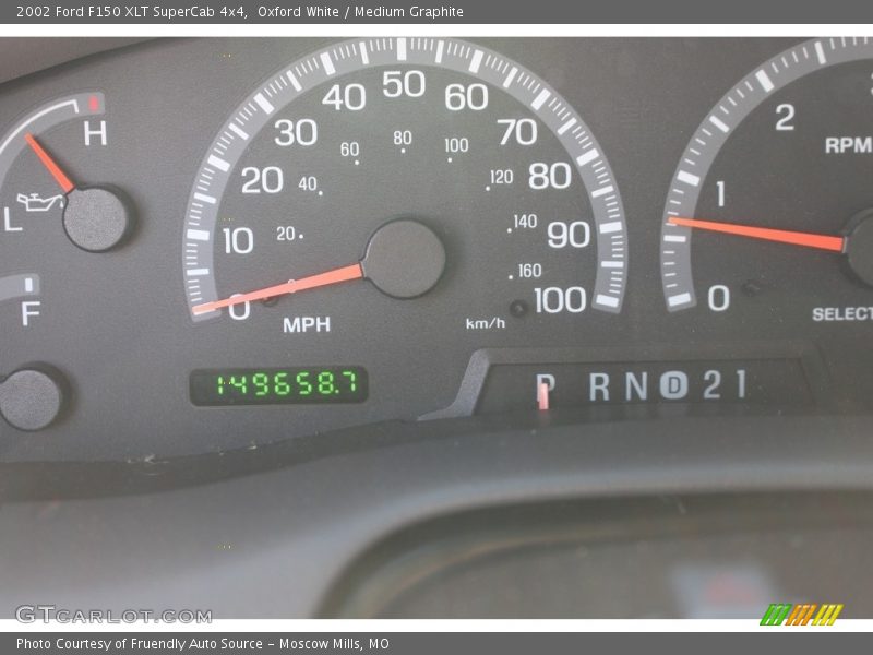 Oxford White / Medium Graphite 2002 Ford F150 XLT SuperCab 4x4