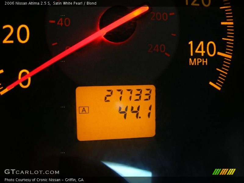 Satin White Pearl / Blond 2006 Nissan Altima 2.5 S