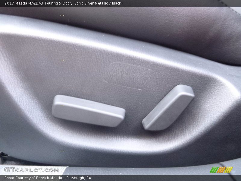 Sonic Silver Metallic / Black 2017 Mazda MAZDA3 Touring 5 Door