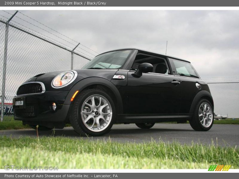 Midnight Black / Black/Grey 2009 Mini Cooper S Hardtop