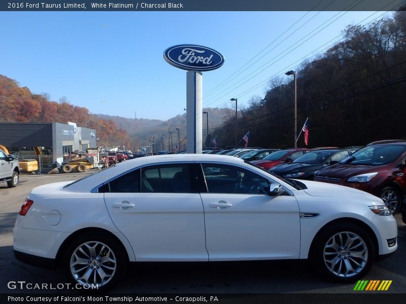 White Platinum / Charcoal Black 2016 Ford Taurus Limited