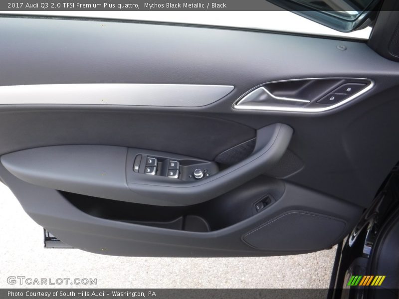 Door Panel of 2017 Q3 2.0 TFSI Premium Plus quattro
