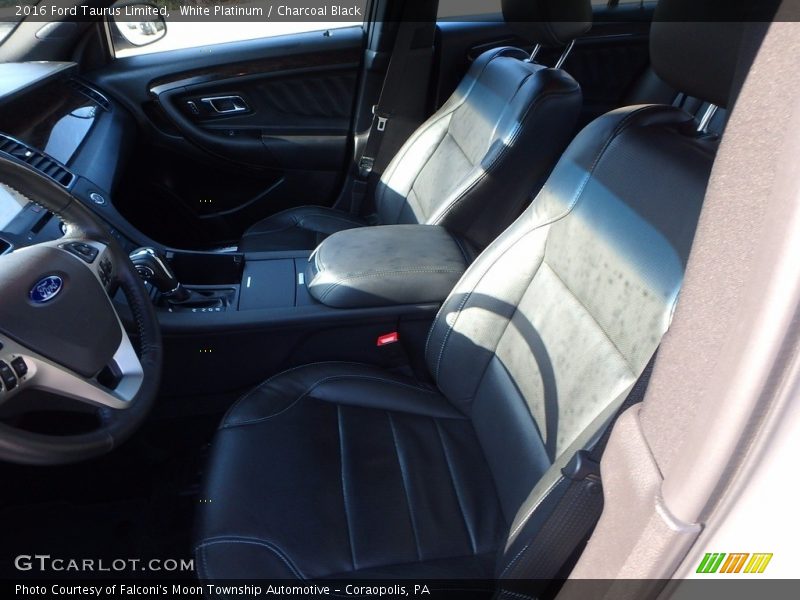White Platinum / Charcoal Black 2016 Ford Taurus Limited