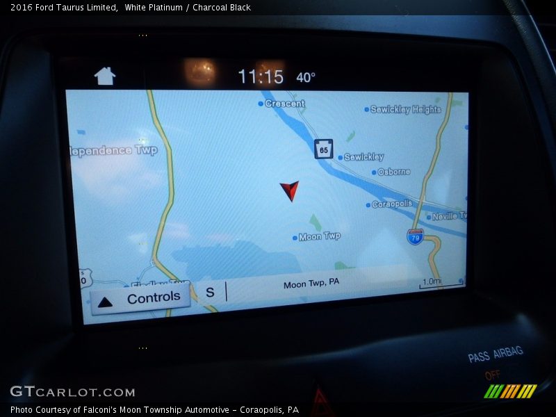 White Platinum / Charcoal Black 2016 Ford Taurus Limited