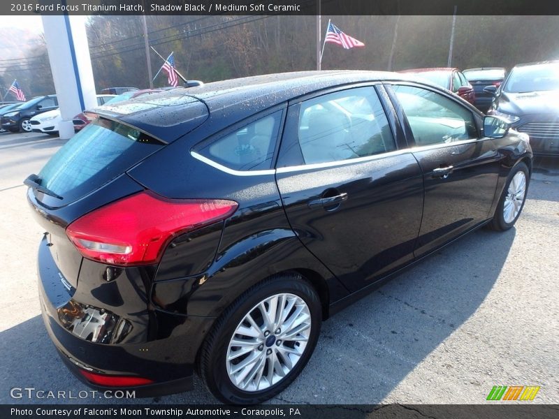 Shadow Black / Medium Soft Ceramic 2016 Ford Focus Titanium Hatch