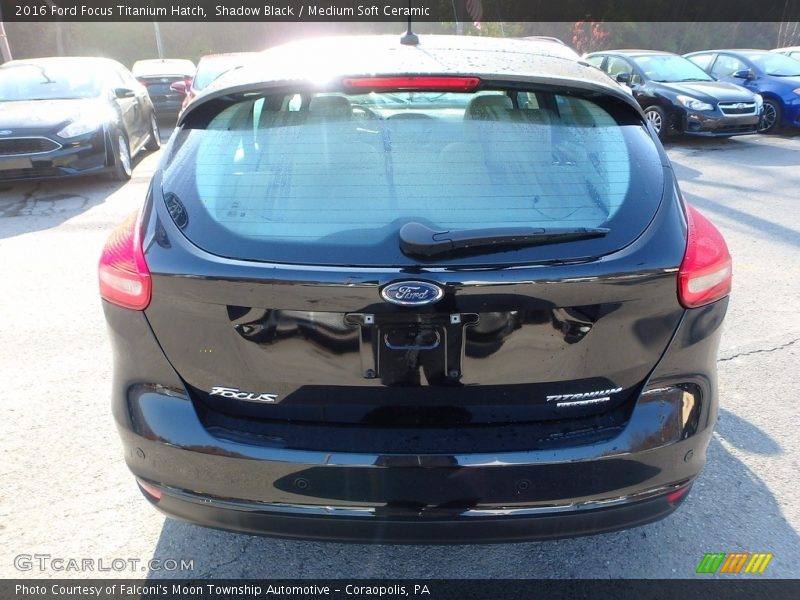 Shadow Black / Medium Soft Ceramic 2016 Ford Focus Titanium Hatch