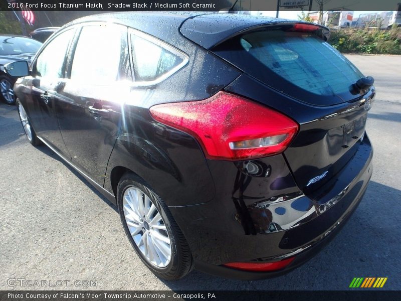 Shadow Black / Medium Soft Ceramic 2016 Ford Focus Titanium Hatch