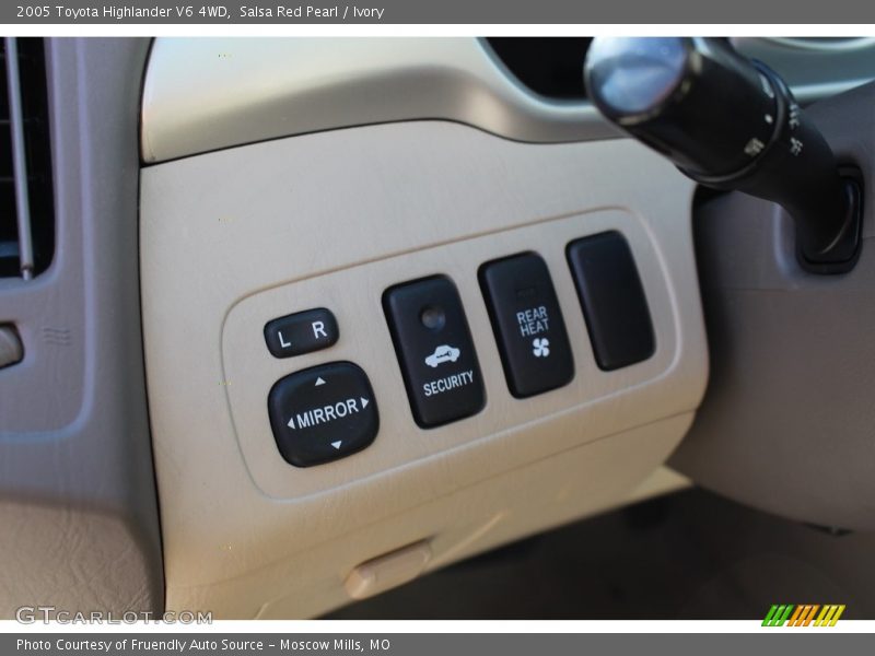 Salsa Red Pearl / Ivory 2005 Toyota Highlander V6 4WD