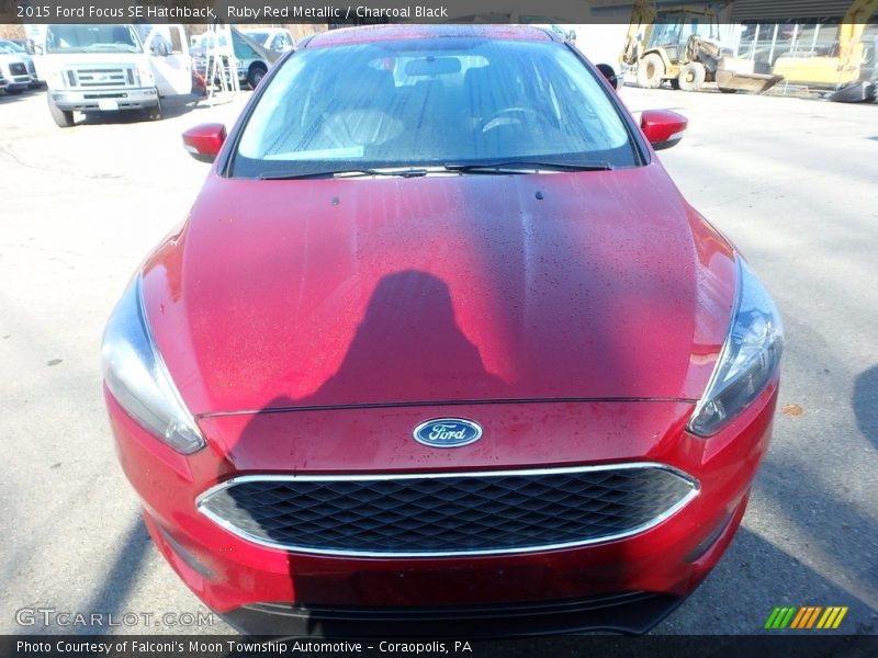 Ruby Red Metallic / Charcoal Black 2015 Ford Focus SE Hatchback