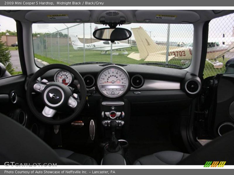 Midnight Black / Black/Grey 2009 Mini Cooper S Hardtop