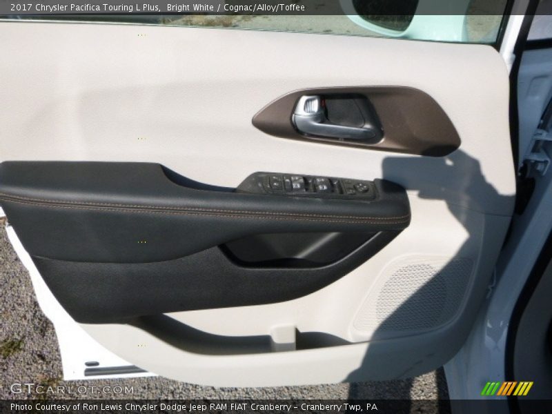 Bright White / Cognac/Alloy/Toffee 2017 Chrysler Pacifica Touring L Plus
