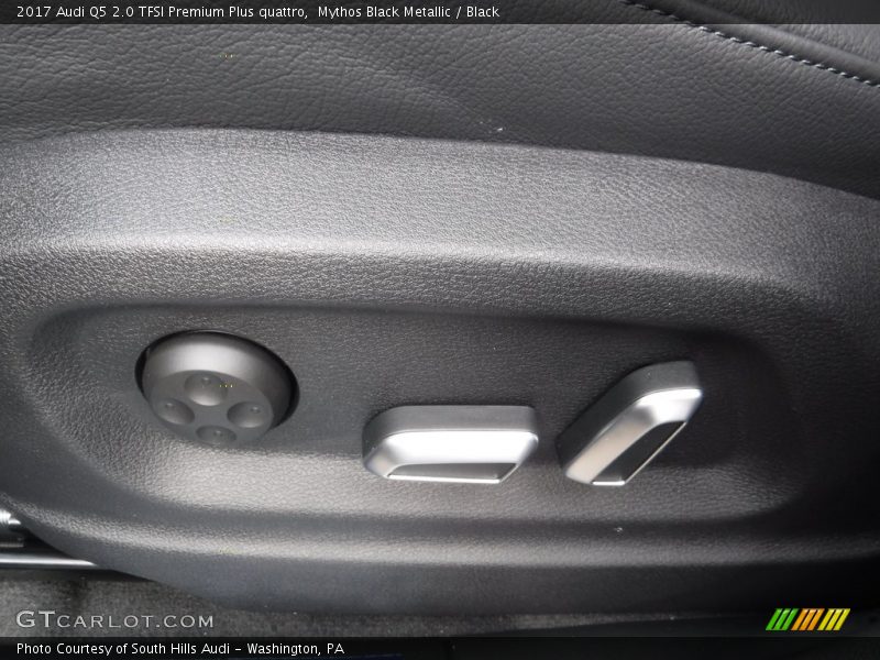 Mythos Black Metallic / Black 2017 Audi Q5 2.0 TFSI Premium Plus quattro