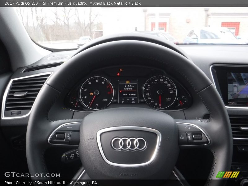 Mythos Black Metallic / Black 2017 Audi Q5 2.0 TFSI Premium Plus quattro