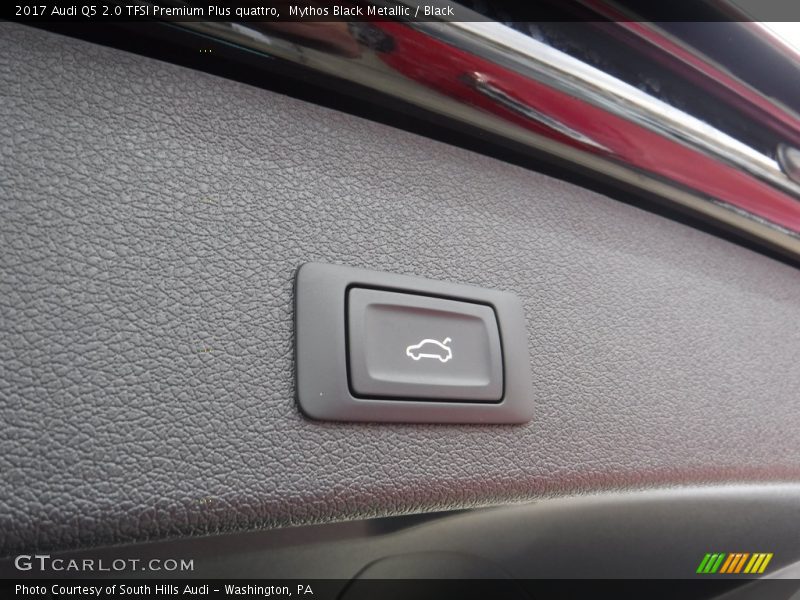 Mythos Black Metallic / Black 2017 Audi Q5 2.0 TFSI Premium Plus quattro