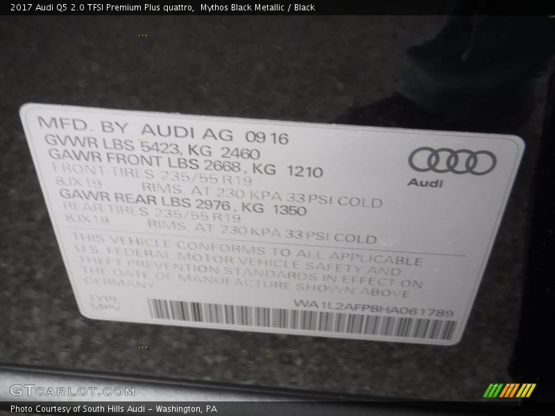 Mythos Black Metallic / Black 2017 Audi Q5 2.0 TFSI Premium Plus quattro