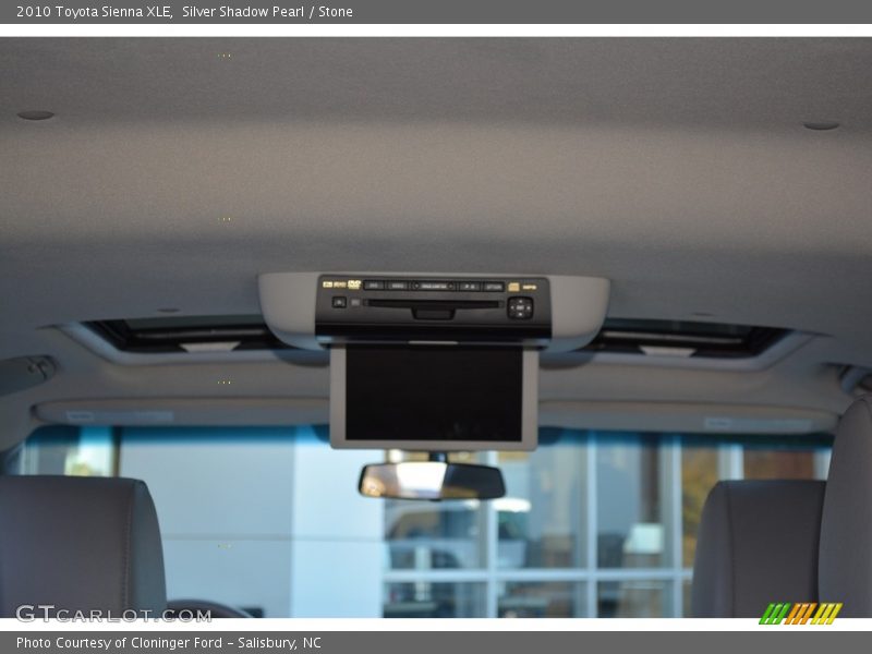 Silver Shadow Pearl / Stone 2010 Toyota Sienna XLE