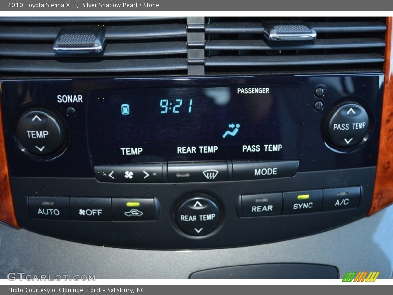 Silver Shadow Pearl / Stone 2010 Toyota Sienna XLE