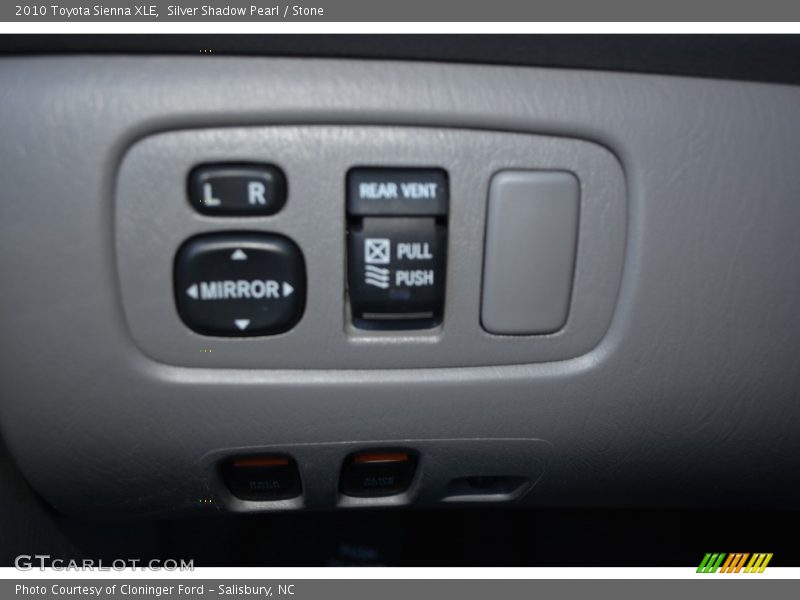 Silver Shadow Pearl / Stone 2010 Toyota Sienna XLE